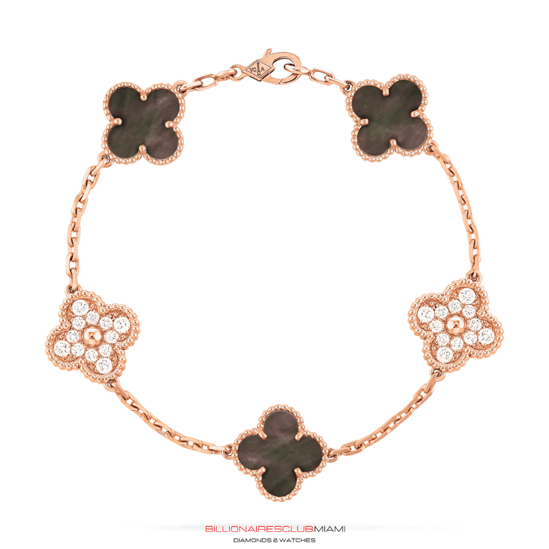 This piece is handcrafted and manufactured by BillionairesClub.Miami  All of the Bracelets are handmade by a in-house master in the highest quality craftsmanship. This piece is made of solid gold.  Dimensions: Clover: 7mm / Distance: 21mm / Bracelet Length: 6+1inch (chain Extender)