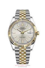 THIS OYSTER PERPETUAL DATEJUST 41 IN OYSTERSTEEL AND YELLOW GOLD FEATURES A FLUTED BEZEL AND A JUBILEE BRACELET. The light reflections on the case sides and lugs highlight the elegant profile of the 41 mm Oyster case, which is fitted with a fluted bezel. Aesthetically, the Datejust has spanned eras, while retaining the enduring codes that make it, notably in its traditional versions, one of the most recognized and recognizable of watches.